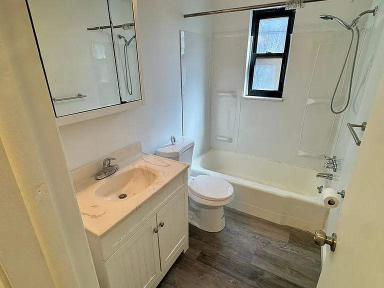 229-231 Marylea Avenue (LO) — Photo 58