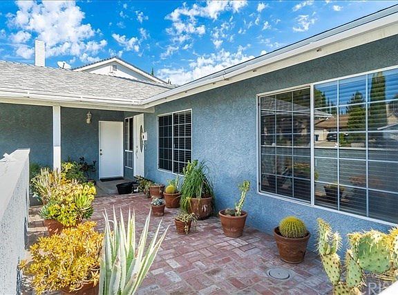 3rd image of 29084 Lotusgarden Dr