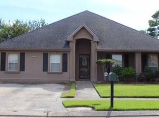 7410 Seven Oaks Rd, New Orleans, LA 70128
