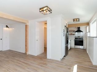 822 6th Ave N APT B, Seattle, WA 98109