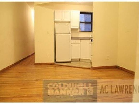 4th image of 120 W 83rd St