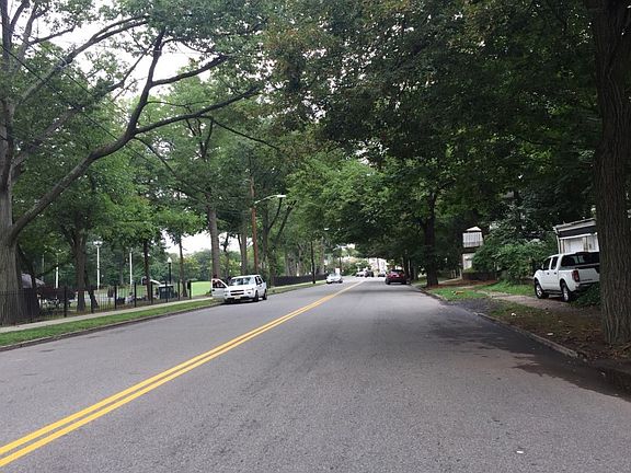 5th image of 450 Glenwood Ave