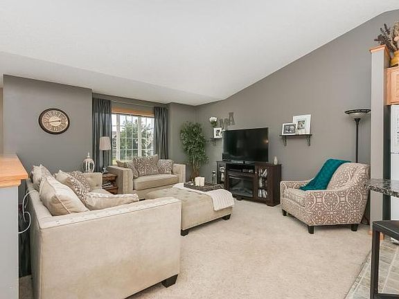 3rd image of 16891 Feldspar St NW