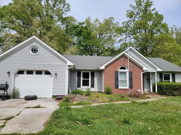 159 Raintree Circle, Jacksonville, NC 28540