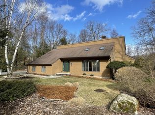 112 Deer Run, Burlington, CT 06013