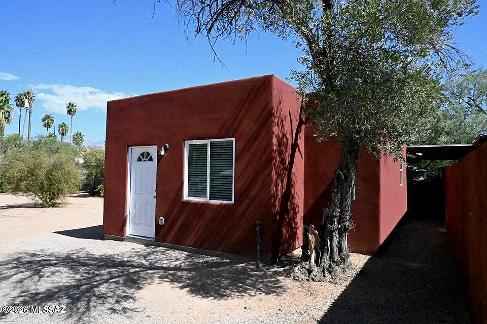 1 bed, 1.0 bath, 769 sqft, $1,150 — Photo 1