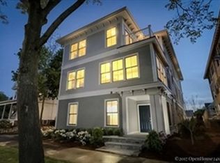 248 Massachusetts Ave UNIT 3, Arlington, MA 02474