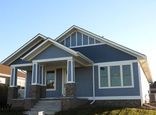 6710 NW 7th St, Lincoln, NE 68521