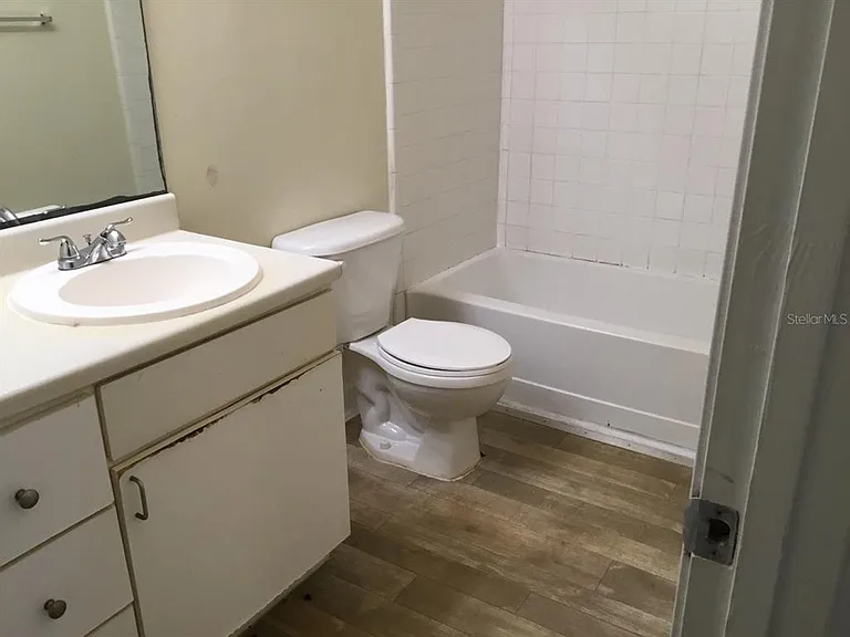 18139 Back Stretch Ln #18139 — Photo 13