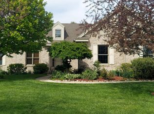 15203 Woodpine Dr, Monroe, MI 48161