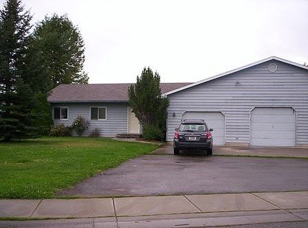 1st image of 625 River Ct