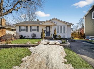 24 McClelan Ave, Riverview, NB E1B 1W8