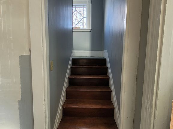 3rd image of 97.5 Grant St #97.5