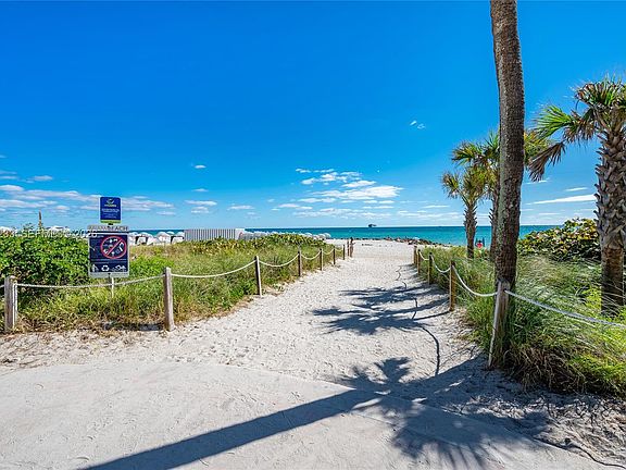 4th image of 2899 Collins Ave APT 1505