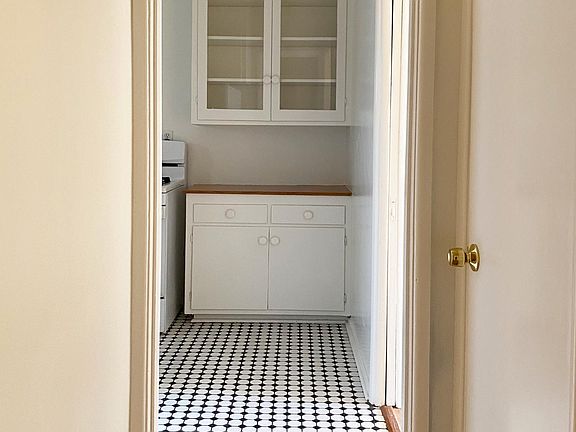 Kitchen / Hallway