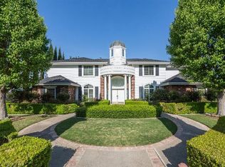 318 W Bluff Ave, Fresno, CA