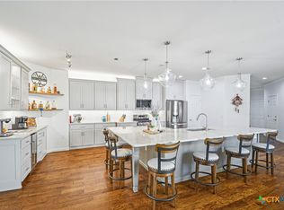 516 Sundance Ln, Georgetown, TX 78633
