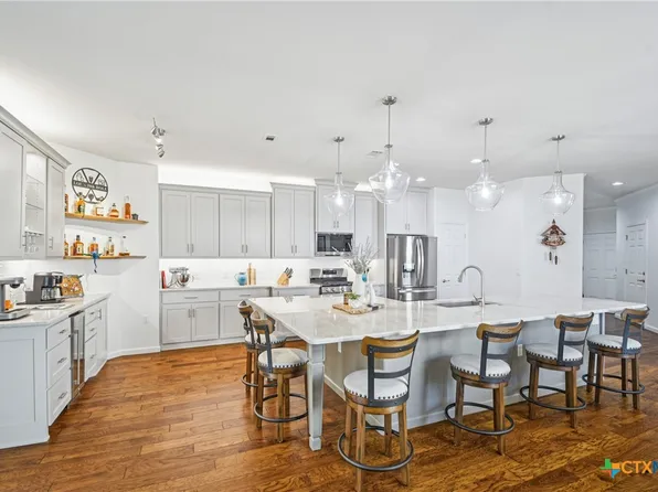 516 Sundance Ln, Georgetown, TX 78633