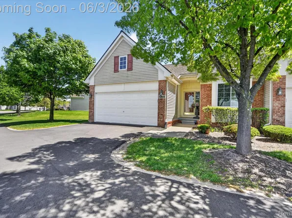 4208 Aster Blvd, Howell, MI 48843