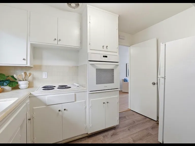 1070 Arroyo Seco Dr — Photo 8