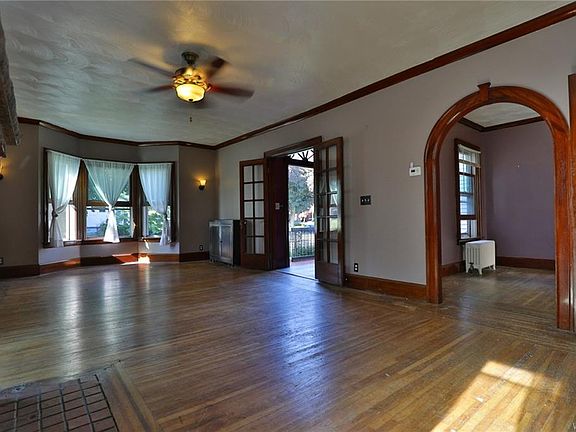3rd image of 491 Porter Ave
