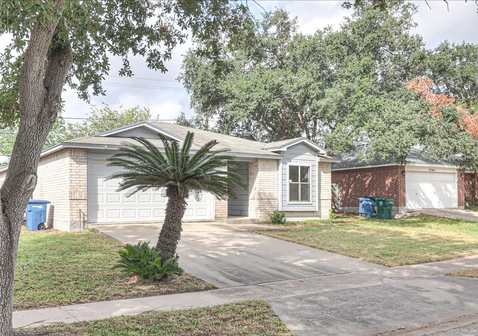 7209 Windy Ridge - 3/bed 2/bath - $1,795/month — Photo 3