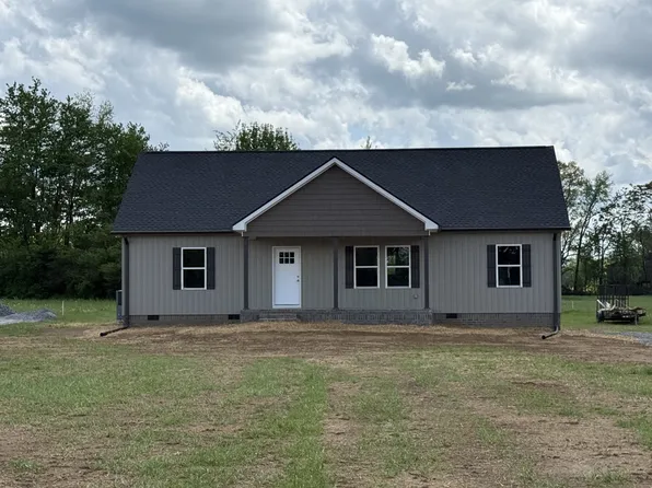 3268 Highway 52 E, Lafayette, TN 37083