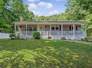 26 Hawthorne Drive, Atkinson, NH 03811