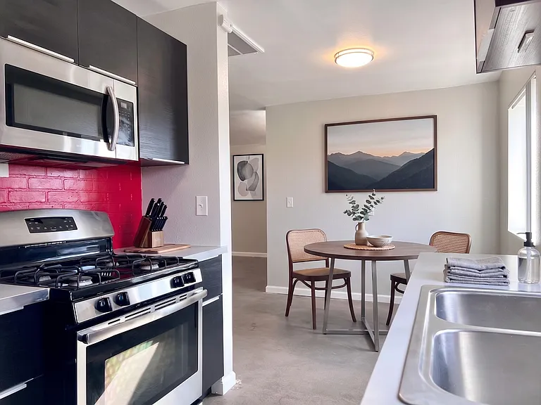 445 W Osborn Rd #1 — Photo 8