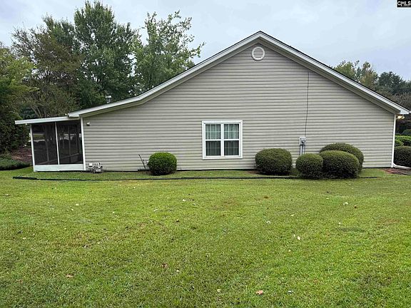 3rd image of 102 Fair Haven Way