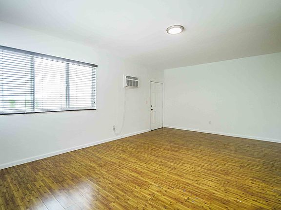 3rd image of 7130 Carlyle Ave APT 5