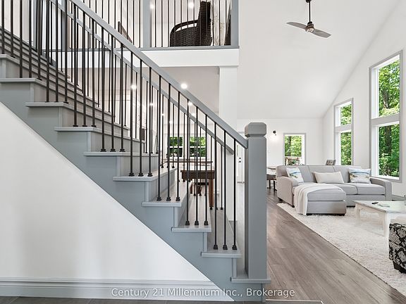 4th image of 117 Hemlock St