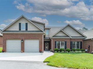 169 Crape Myrtle Ct, Burlington, NC 27215