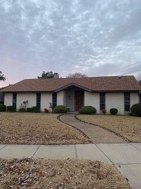 1st image of 3921 Cedar Creek Dr
