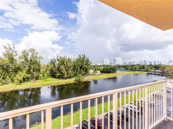 16465 NE 22nd Ave APT 317, North Miami Beach, FL 33160