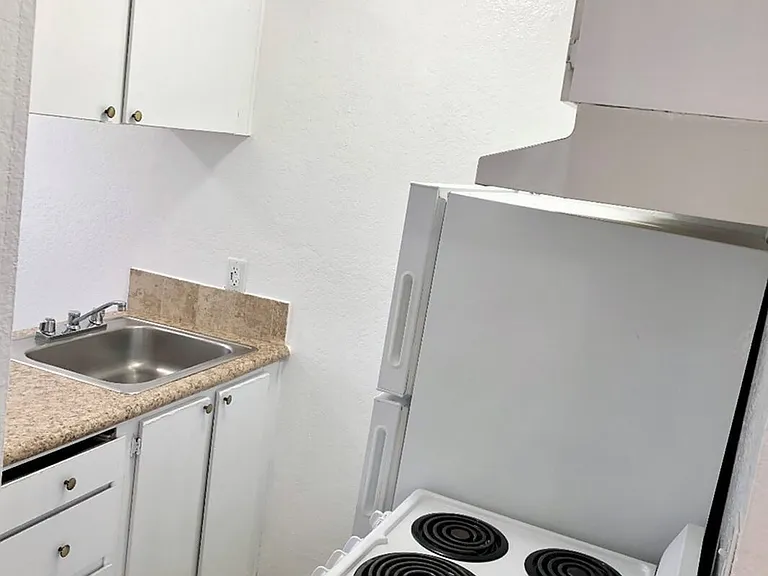 1-Bed 1-Bath 1-Bed 1-Bath