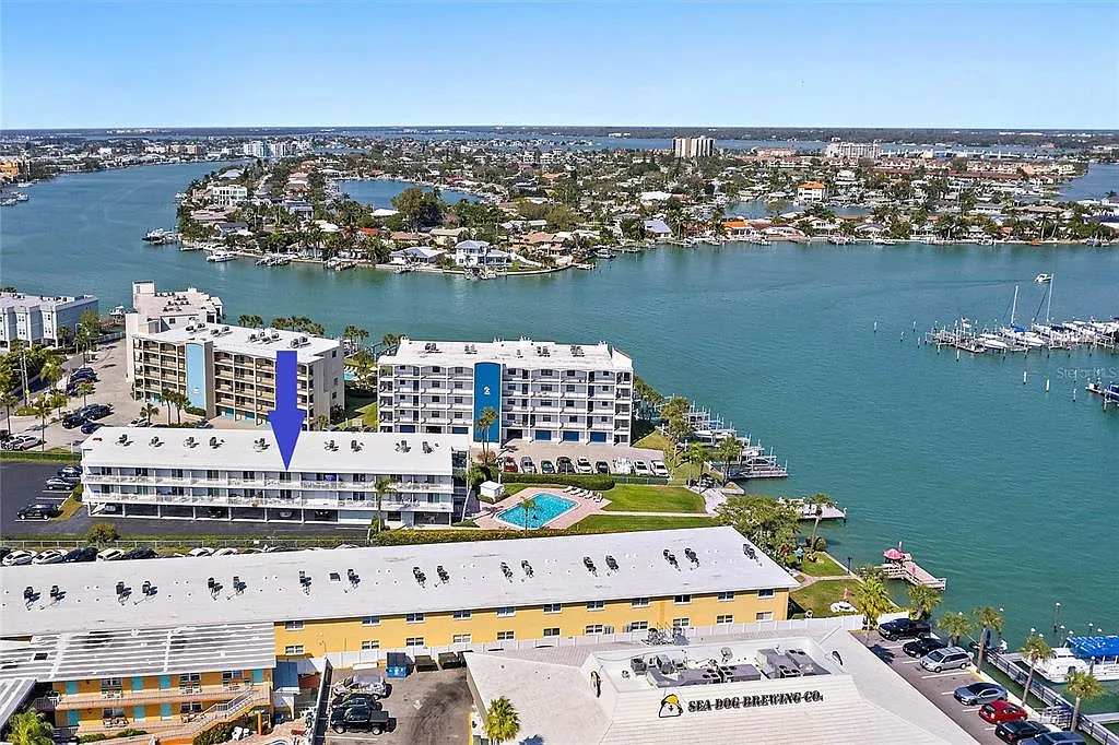 1 bed, 1.0 bath, 619 sqft, $3,700 — Photo 2