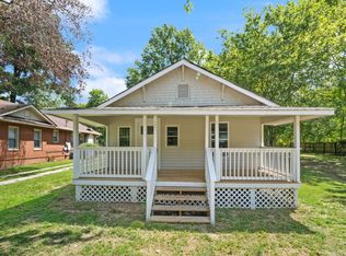 108 Cedar St, Bruceton, TN 38317