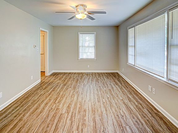 5th image of 214 Heathwood Dr