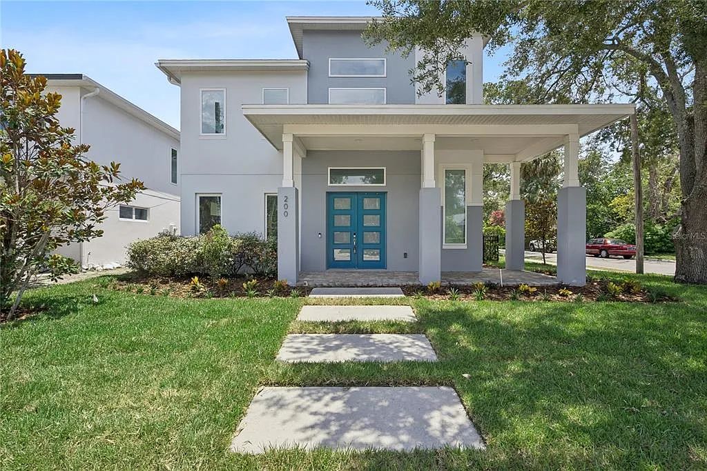 4 bed, 3.5 bath, 3160 sqft, $5,500 — Photo 1