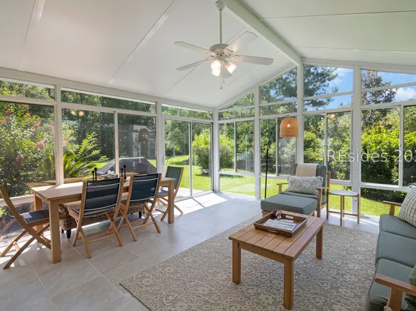 20 Daffodil Ct, Bluffton, SC 29909