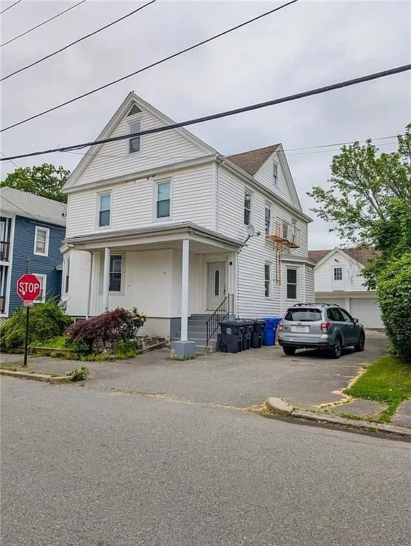 1 bed, 1.0 bath, 380 sqft, $1,600 — Photo 1