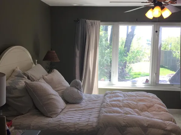 905 Fruit Ave, Cleveland, OH 44113