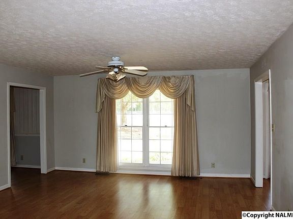 4th image of 530 County Road 500