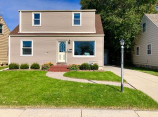 1430 Drexel Blvd, South Milwaukee, WI 53172
