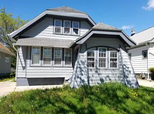 3849 N 17th St, Milwaukee, WI 53206