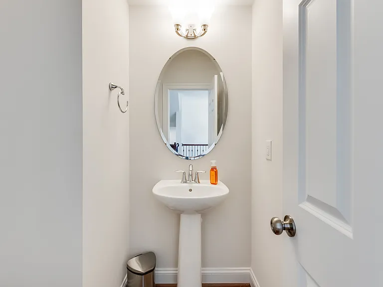5405 Hickory Ann Dr — Photo 14