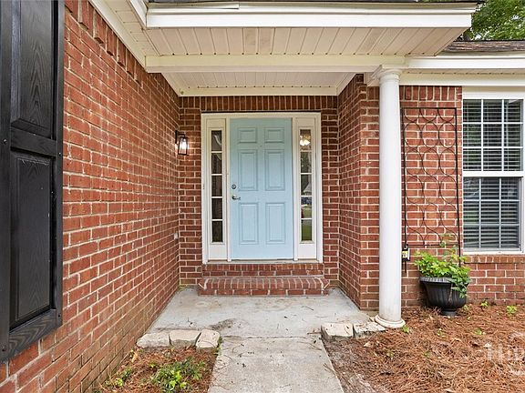 4th image of 204 Brookstone Court