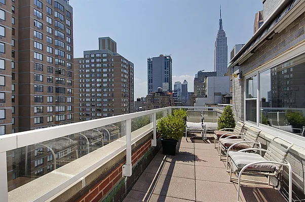 Sold by Corcoran | media 10