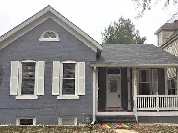 938 N 3rd St, Springfield, IL 62702